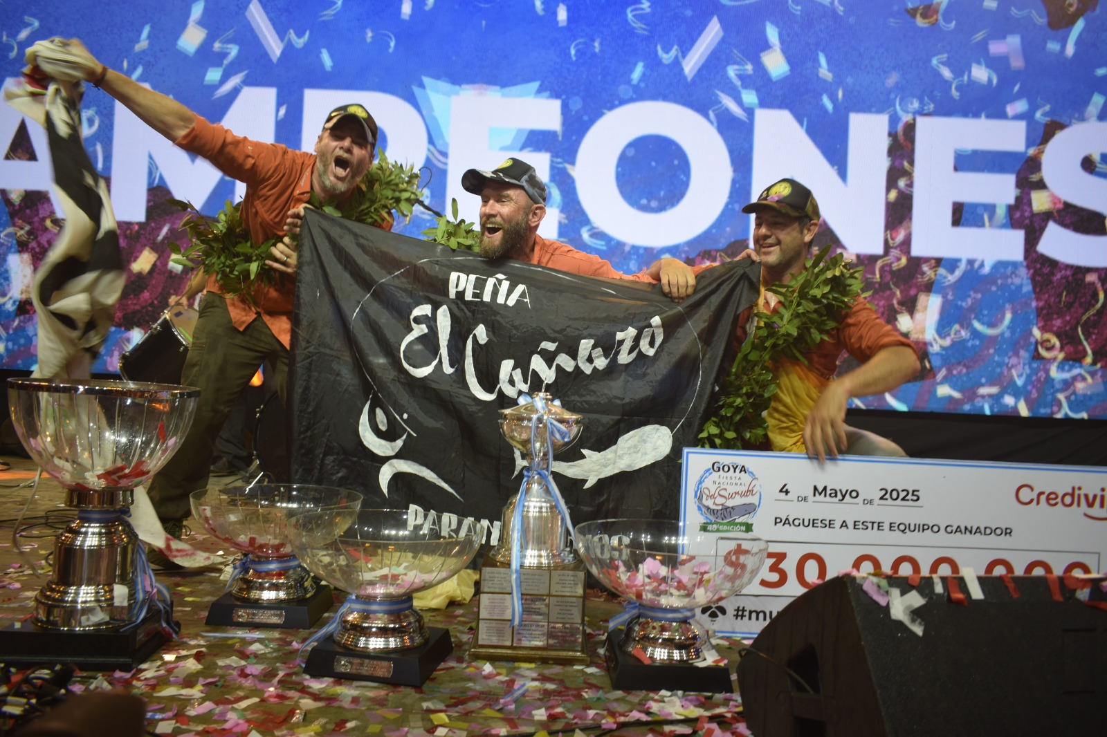 GANADORES (5)