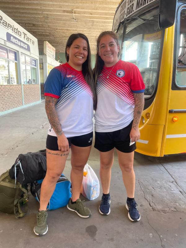 STEFANIA ALVAREZ Y CATHERINE FRANCIA RUGBIER GOYANA 1