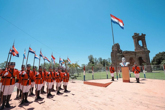 intendente Mariano Hormaechea acompaño al Gobernador en paraguay 4
