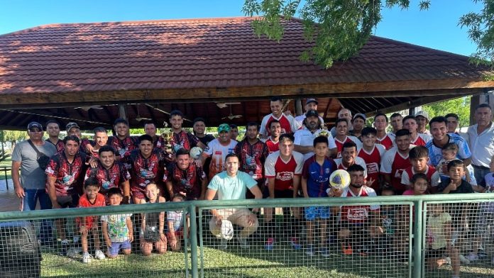 torneo futbol dia del empleado municipal ilustracion