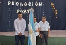 ACTO DE COLACIÓN DE ESCUELA PARA ADULTOS