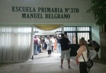 ASOCIACIÓN BELGRANIANA DE GOYA RECONOCIÓ A LOS ABANDERADOS Y ESCOLTAS DE LA ESCUELA 370
