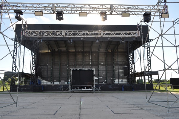 año nuevo costa surubi todo listo ilustracion 1