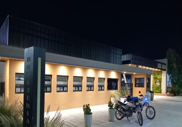 entradas corsos intercambo pulseras ilustracion