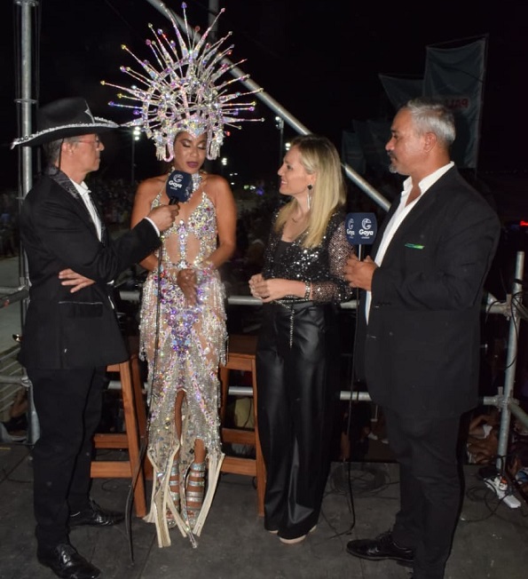 DANIELA VALLEJOS (2)