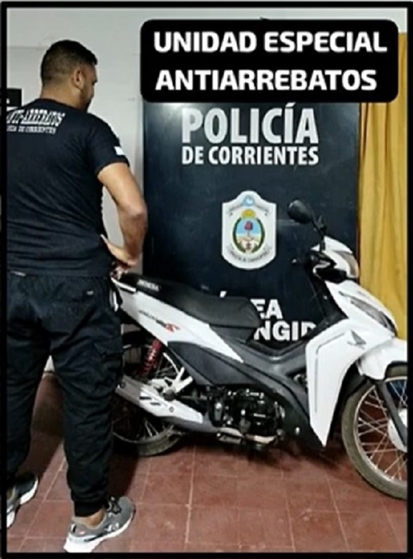 SECUESTRAN UNA MOTOCICLETA SUSTRAIDA