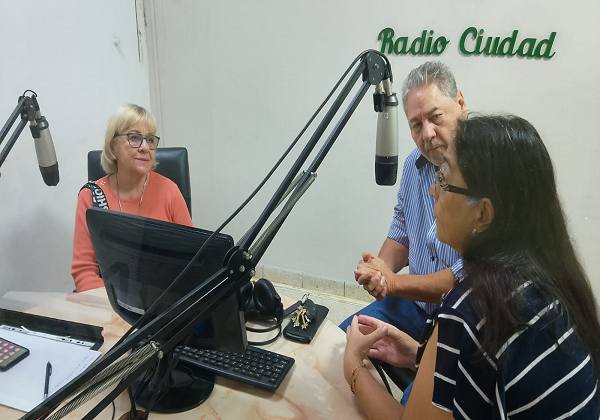 cultura en Accion en Caminos para Aprender 1 Mariza Baez, Alicia Gomez y Felipe Farqhuarson