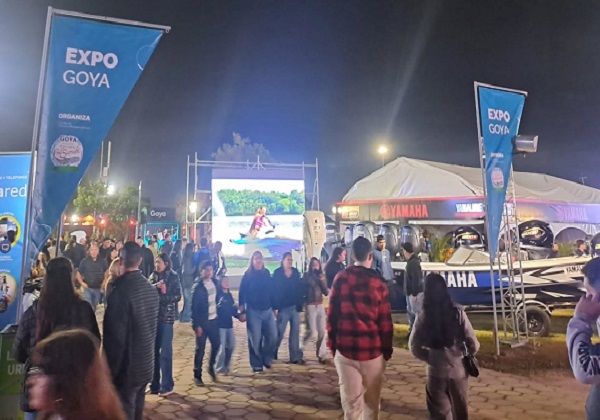 LA FIESTA NACIONAL DEL SURUBÍ OXIGENÓ EL SECTOR TURÍSTICO DE LA MICRORREGIÓN 4