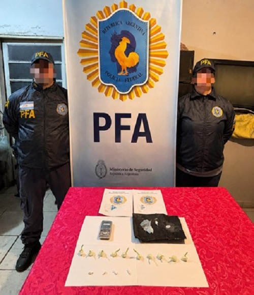 Policia Federal desarticulan 3 kioskos de narcomenudeo
