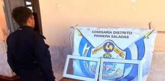 SALADAS: POLICÍA RECUPERA DOS HOJAS DE VENTANA RECIENTEMENTE SUSTRAIDA