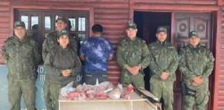 SANTA ROSA: CEUESTRAN 19 BOLSAS DE CORTES CÁRNICOS, UN ARNA DE FUEGO Y CARTUCHOS. UN DELIVERY FUE DETENIDO.